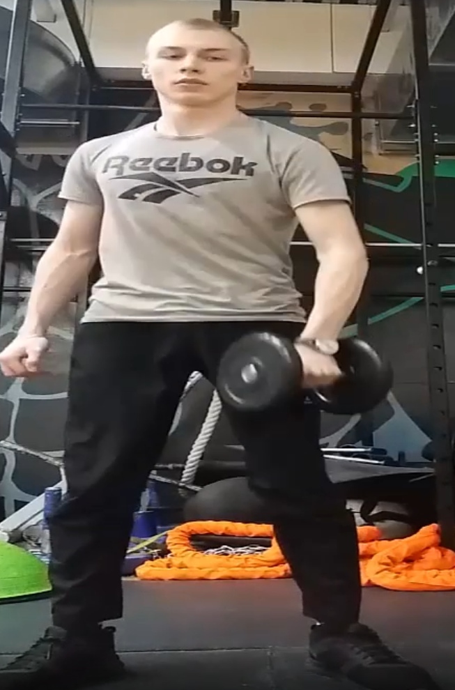 xJ_xQSYJS18.jpg
